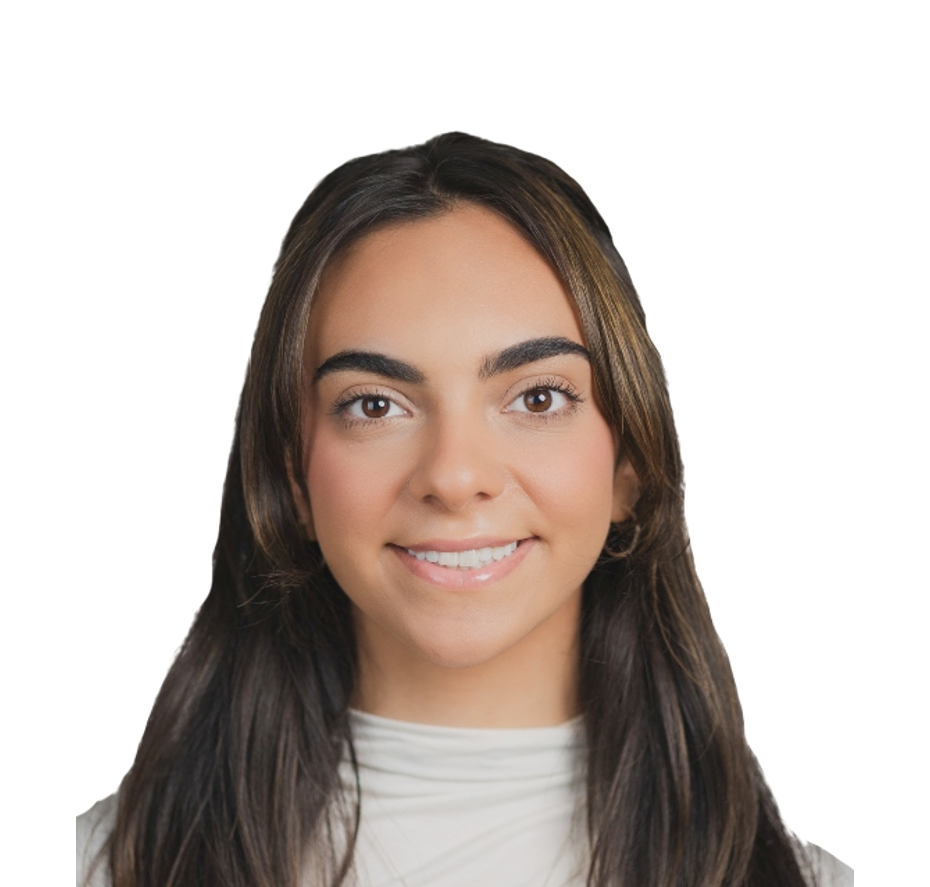 Lara Garabedian headshot