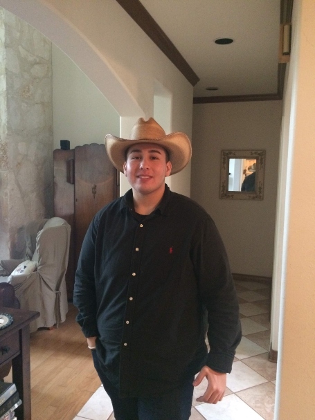 Nick Rodriguez in a cowboy hat